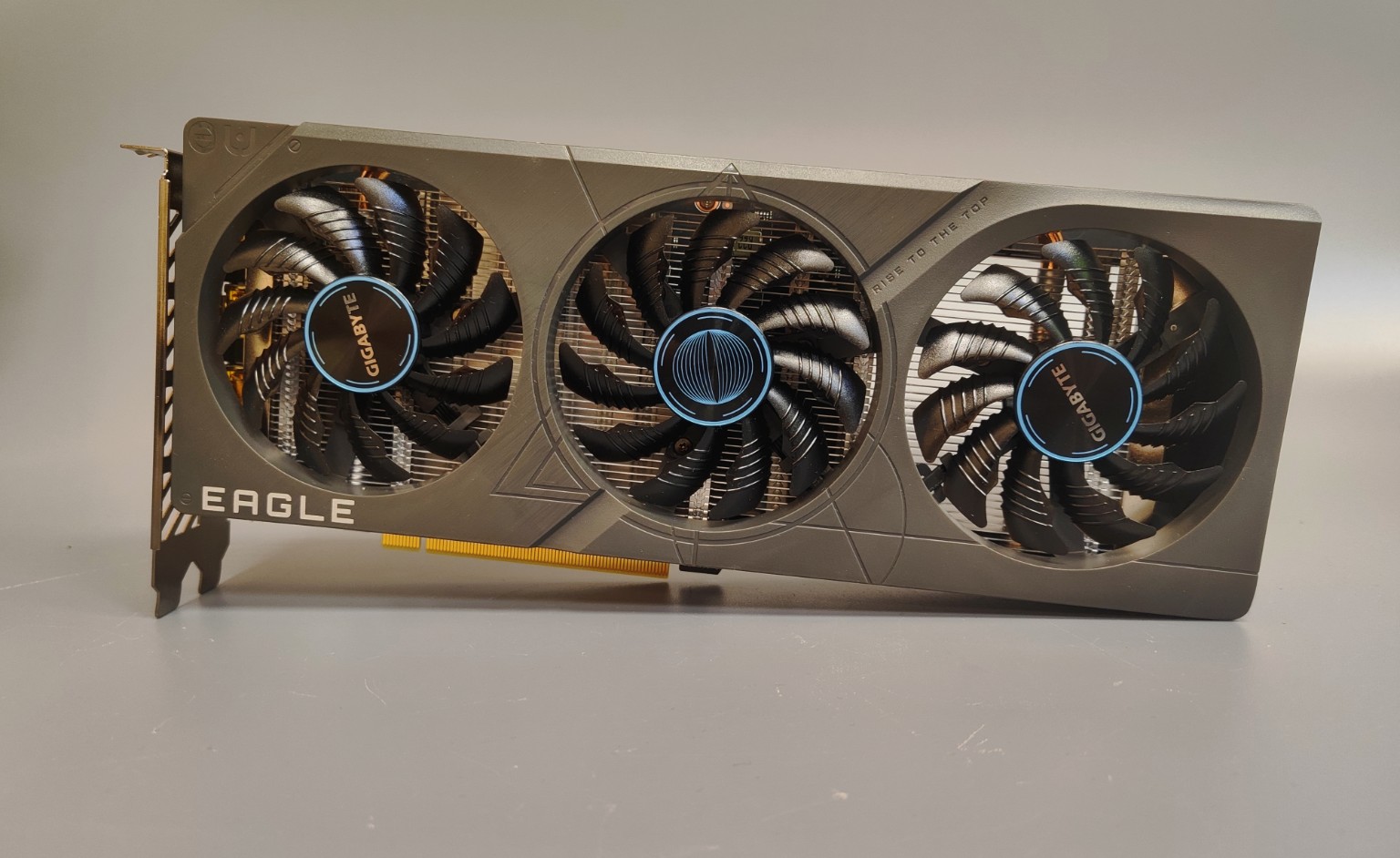 Видеокарта Gigabyte GeForce RTX 4060 EAGLE OC 8GB