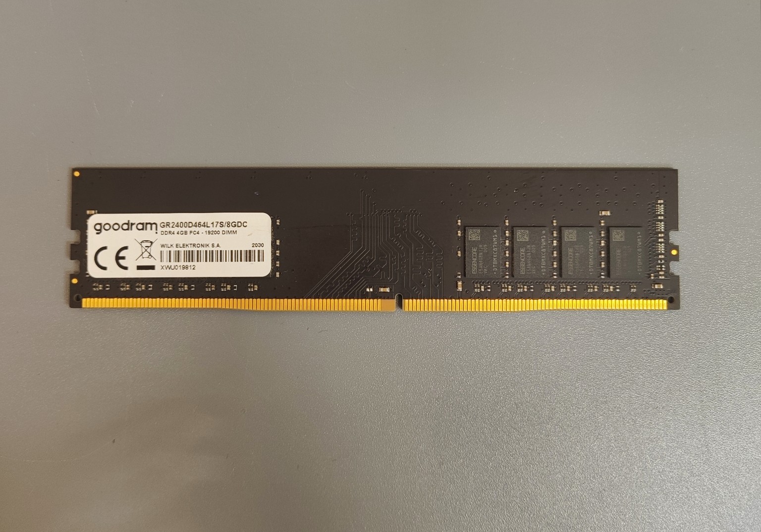 Оперативная память Goodram DDR4 4GB 2400MHz PC4-19200