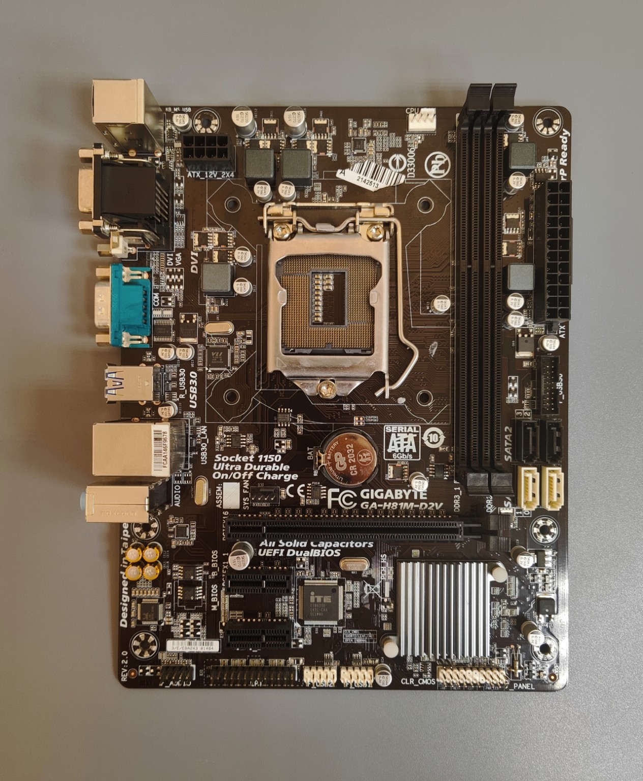 Материнская плата Gigabyte GA-H81M-D2V